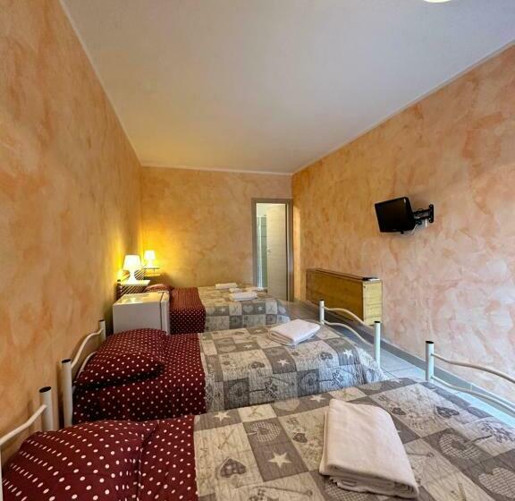 Quarto Triplo Estandar, Beds Ar Colle