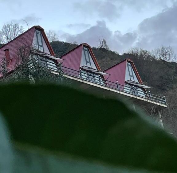 سوییت خانوادگی, Dağderebungalow