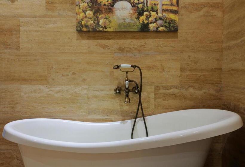 سوئیت رویال, Saad Hotel Astana