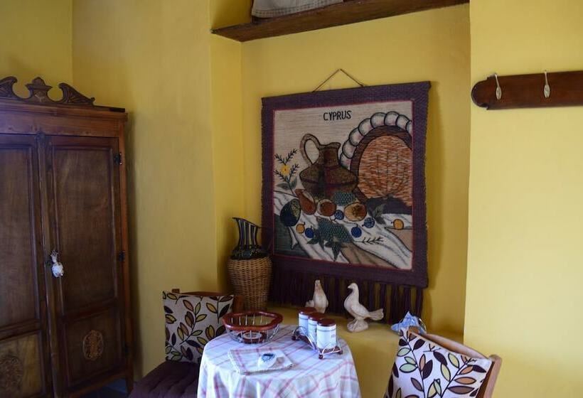 Студия Стандарт, Vasilopoulos House