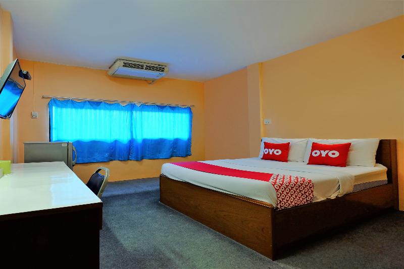 اتاق اجرایی با تخت بزرگ, Saad Hotel Astana