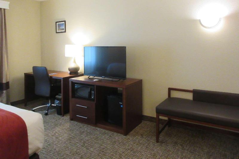 سوئیت با تخت بزرگ, Saad Hotel Astana