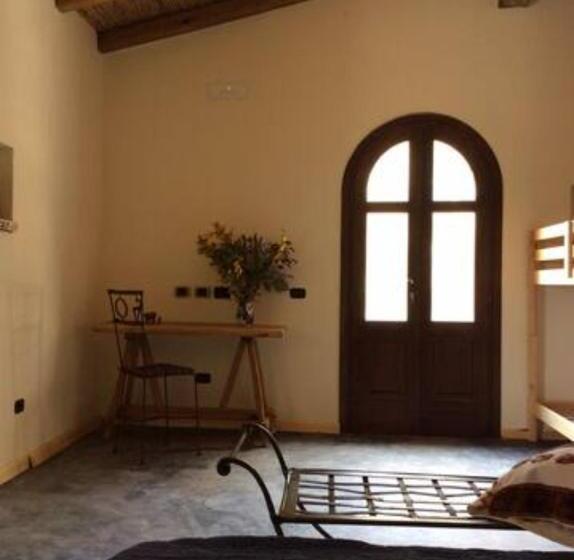 اتاق استاندارد, B&b Isole Di Pietra