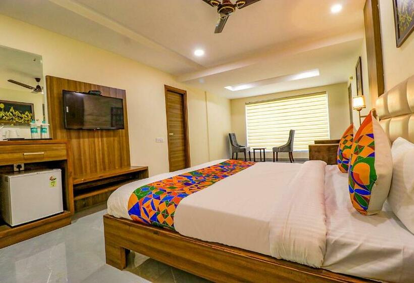 سوییت, Fabhotel Prime K9 Regency