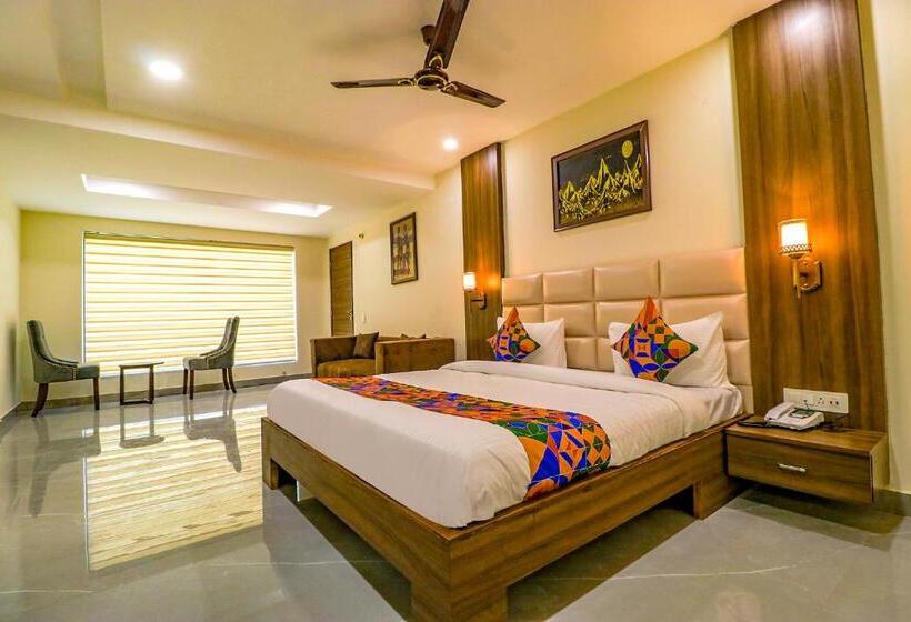 سوییت, Fabhotel Prime K9 Regency