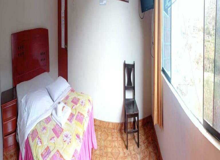 اتاق استاندارد با چشم‌انداز کوهستان, Hostal El Mirador