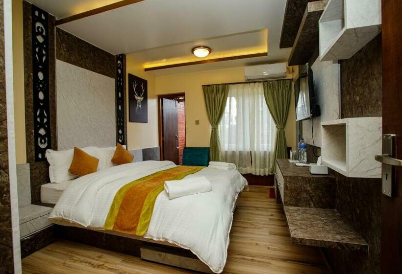 Deluxe Room, Gauri Shankar Hotel Nagarkot
