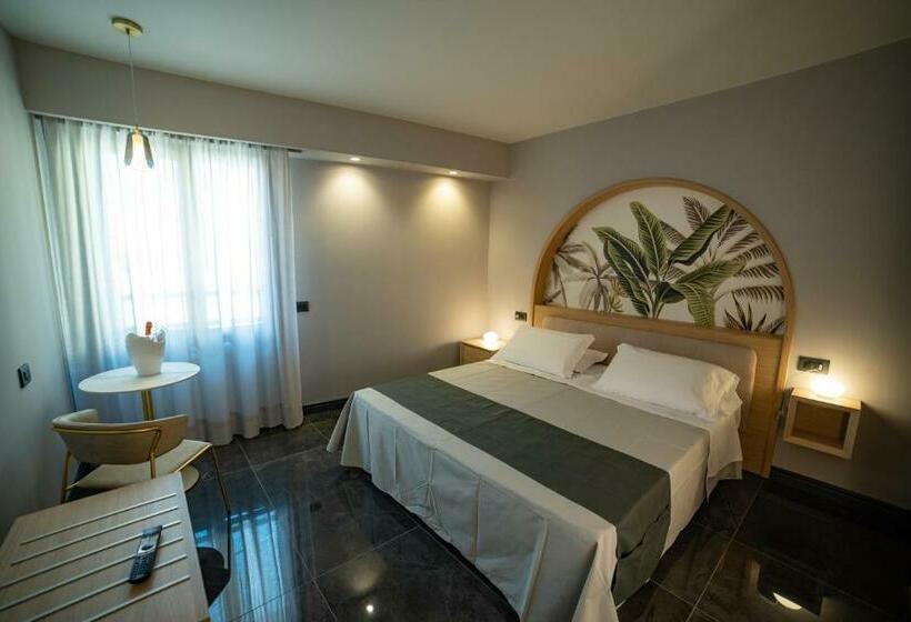 غرفة قياسية, Ingrid Rooms Tropea
