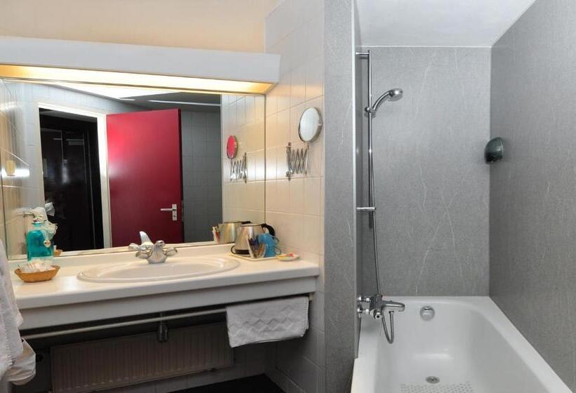 Трехместный Номер Комфорт, Boutique Hotel Herbergh Amsterdam Airport Free Parking