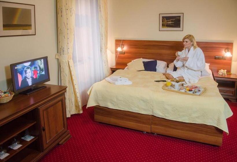 Номер Стандарт, Hejtmanský Dvůr