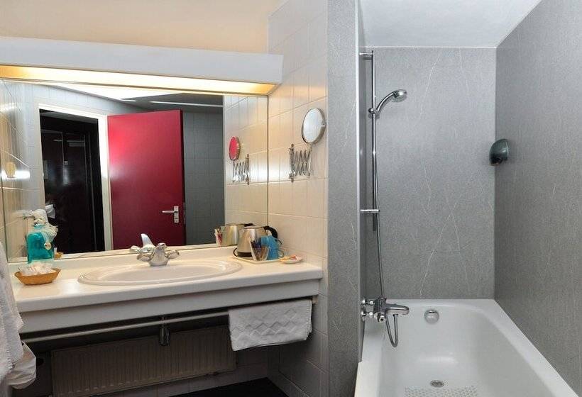Трехместный Номер Комфорт, Boutique Hotel Herbergh Amsterdam Airport Free Parking