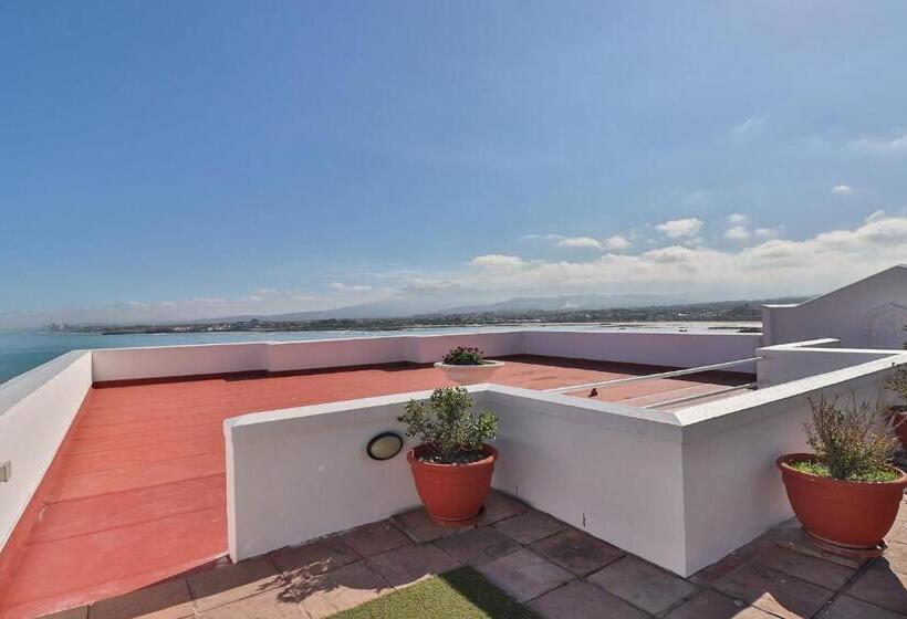 Пентхаус Люкс, Berg En Zee Guesthouse