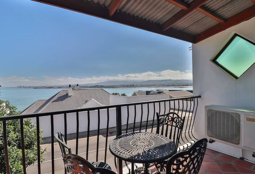 Семейный Номер Вид на Море, Berg En Zee Guesthouse