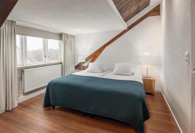 Королевский Люкс, Strandhotel Wilhelmina