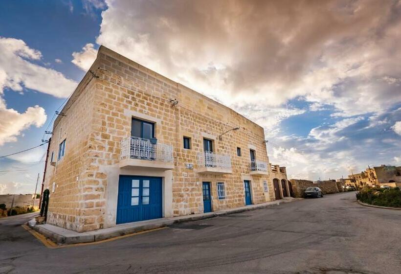 اتاق استاندارد یک نفره, Fiftyfour West Boutique Living