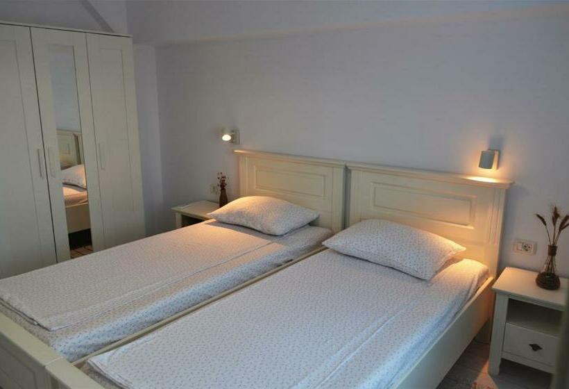 اتاق استاندارد, Casa Calin