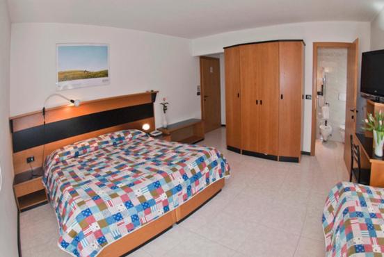 스탠다드 트리플 룸, Albergo Alla Torre