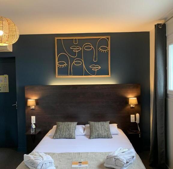 패밀리 룸, Logis Hôtel Aux Berges De L Aveyron