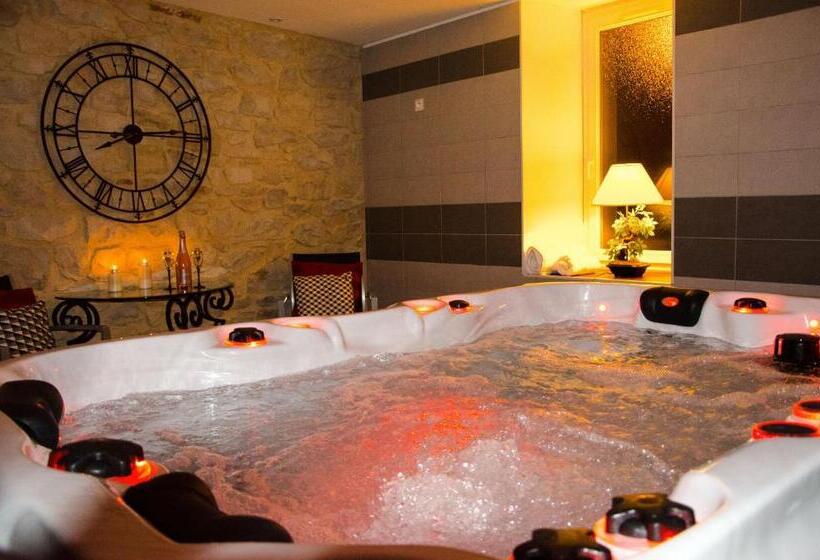 스위트, Logis Hôtel Aux Berges De L Aveyron