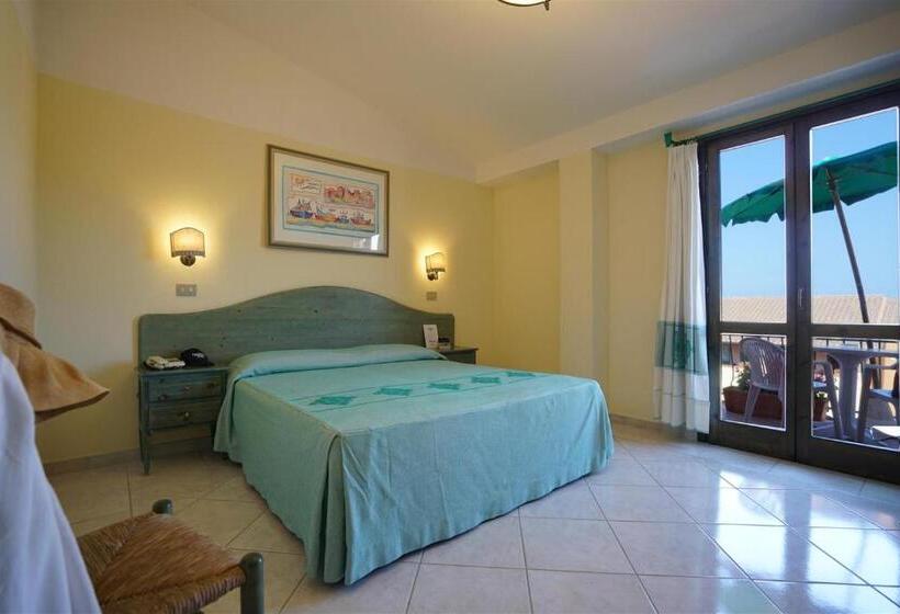 Quarto Estandar, Nicolaus Club Torre Moresca