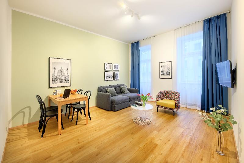 سوییت, Jimmy S Apartments Dandelion