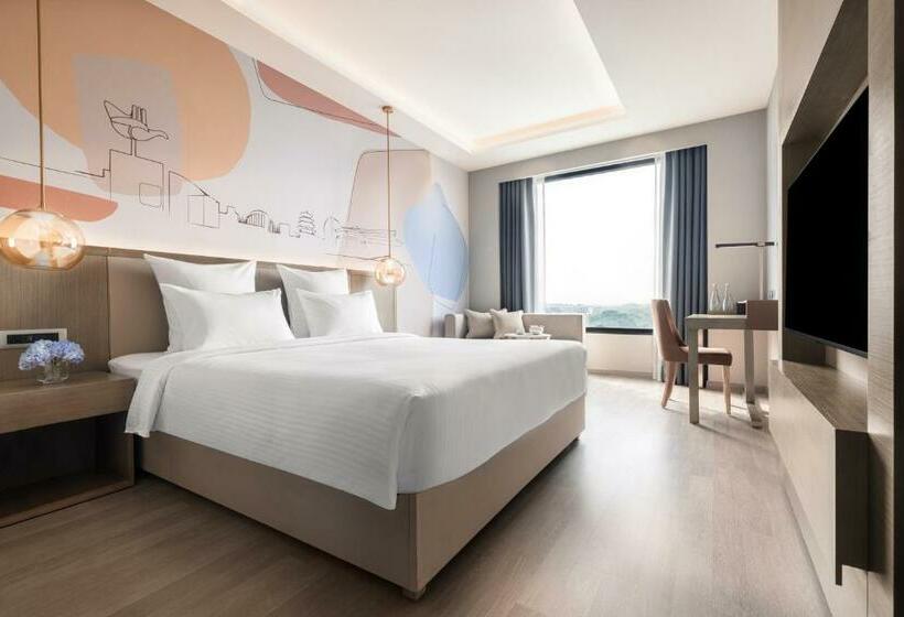 اتاق اجرایی با تخت بزرگ, Novotel Chandigarh Tribune Chowk