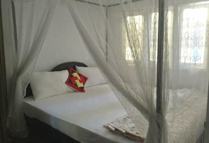标准间, Silvas Surf Home