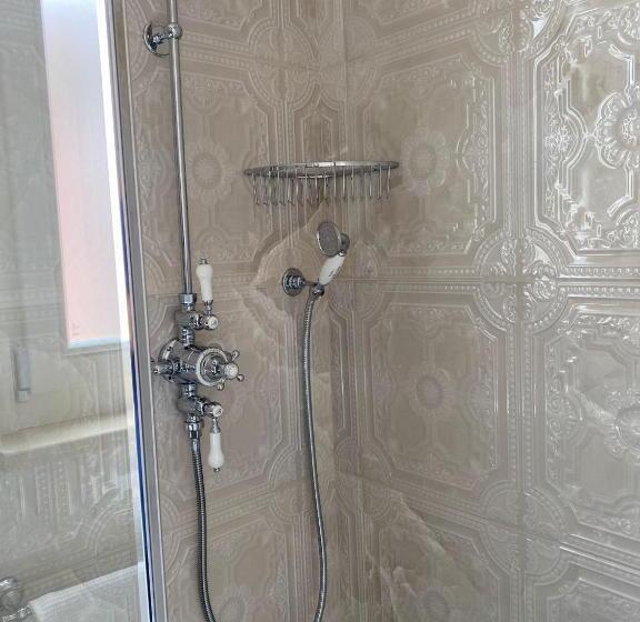 غرفة قياسية رباعية, Regal House Anzio Terrazzo