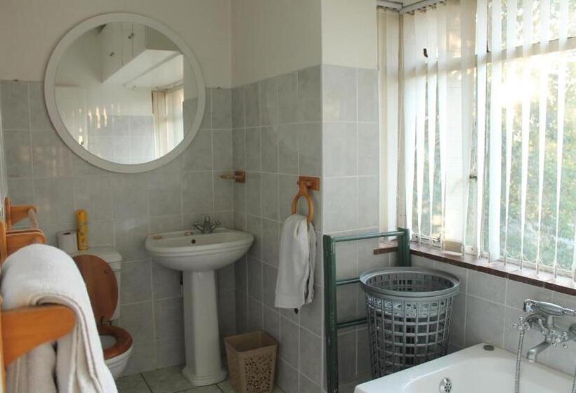 اتاق لوکس با بالکن, Su Casa Scottsville