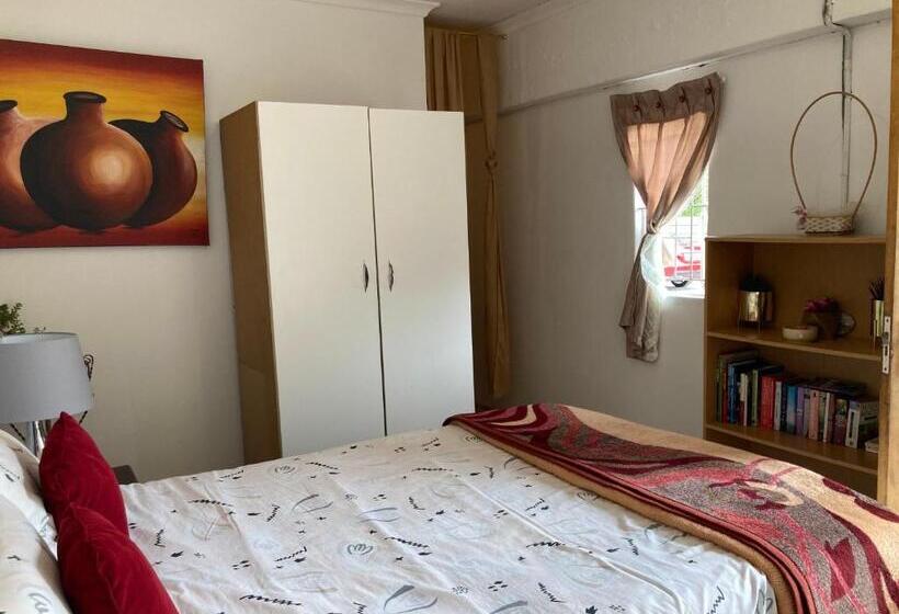 اتاق اکونومی, Su Casa Scottsville