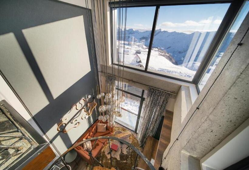 استودیوی لوکس, Ati Ambavi Botique Hotel Gudauri