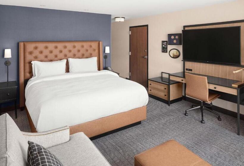 Стандартный Номер Кровать Кинг, Courtyard By Marriott Portland Downtown/waterfront
