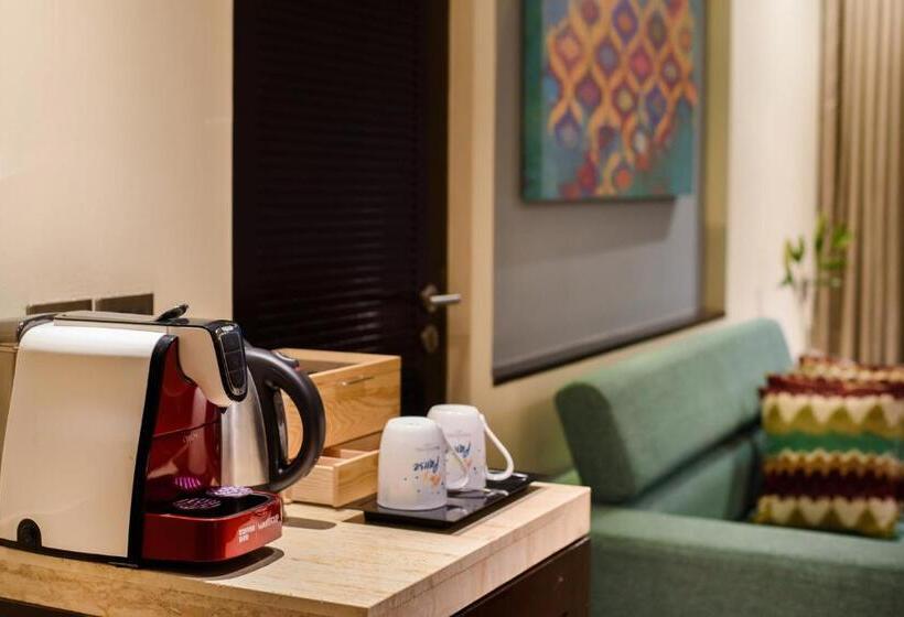 سوییت پرستیژ, Novotel Goa Resort & Spa Candolim