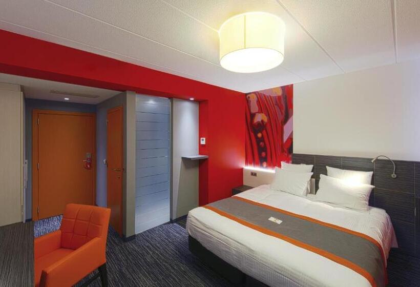 Номер Стандарт, Orange Hotel La Louvière