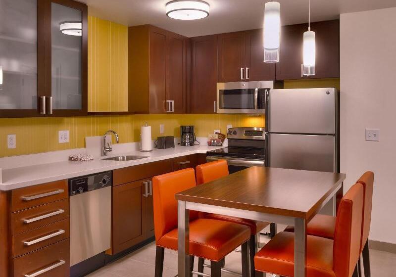 Люкс Кровать Кинг, Residence Inn Salt Lake City Murray