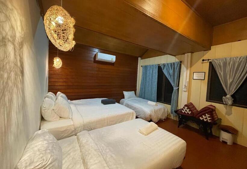 بانگلوی استاندارد, Marina Resort Koh Phayam Ranong