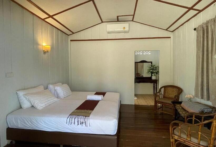 بانگلوی لوکس, Marina Resort Koh Phayam Ranong