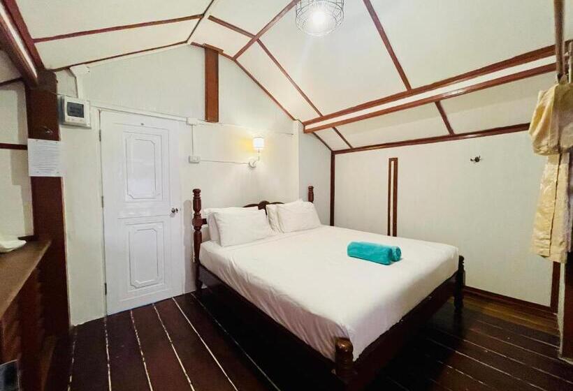 اتاق استاندارد با تخت بزرگ, Marina Resort Koh Phayam Ranong
