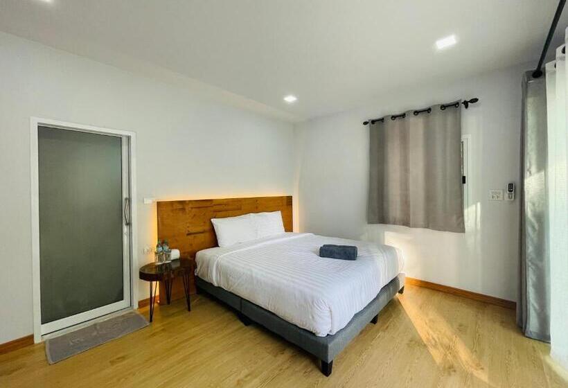 بانگلوی استاندارد, Marina Resort Koh Phayam Ranong
