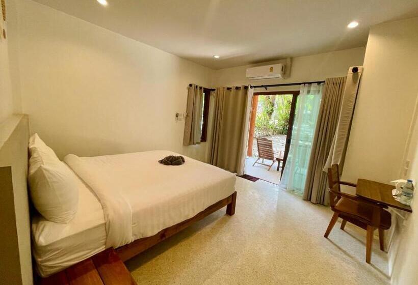 بانگلوی استاندارد 2 خوابه, Marina Resort Koh Phayam Ranong