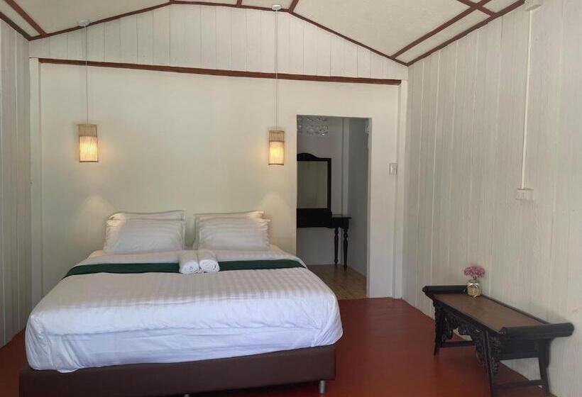 بانگلوی لوکس, Marina Resort Koh Phayam Ranong