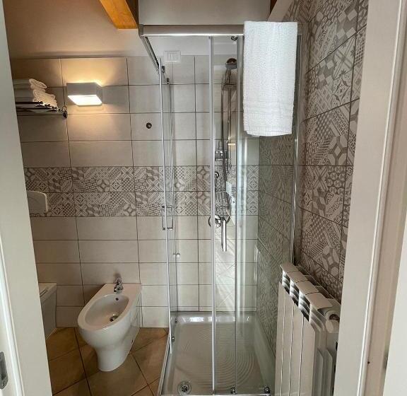 اتاق استاندارد, B&b Sacca