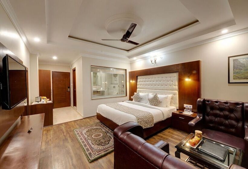클럽 룸, Regenta Place Green Leaf Manali  A Centrally Heated Resort