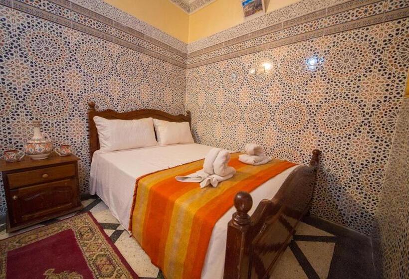 اتاق استاندارد سه نفره, Riad Haddaji Fes