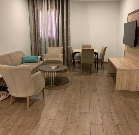 Президентский Люкс, Fiori Hotels