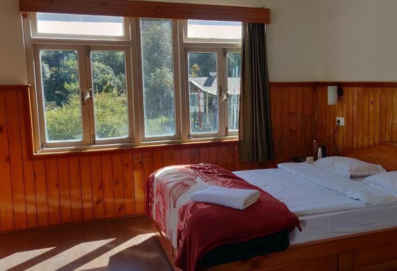 Quarto Superior, Khenkhim Regency, Lachen All Meals Included