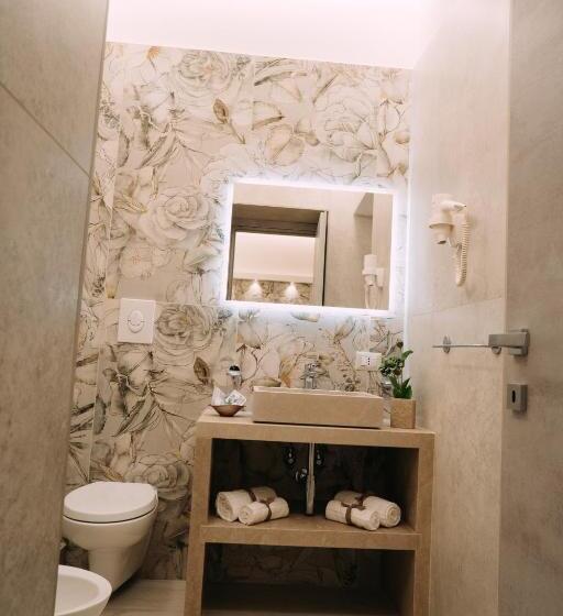 اتاق لوکس چهار تخته, Affittacamere La Magnolia