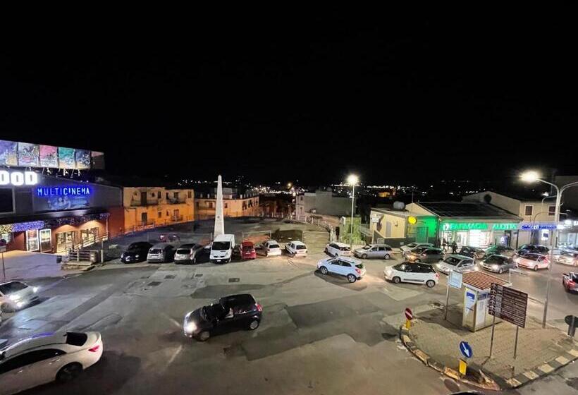 اتاق اکونومی, B&b Centrale
