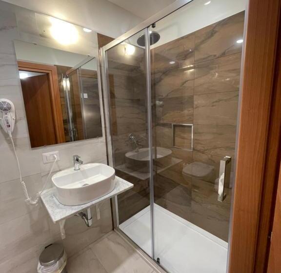 اتاق استاندارد چهار تخته, B&b Centrale