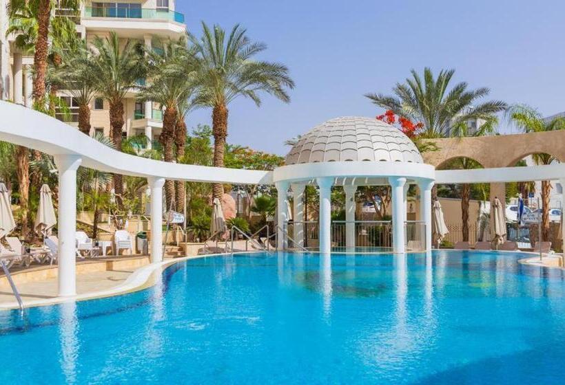 1 Bedroom Penthouse Apartment, גולף רזידנס